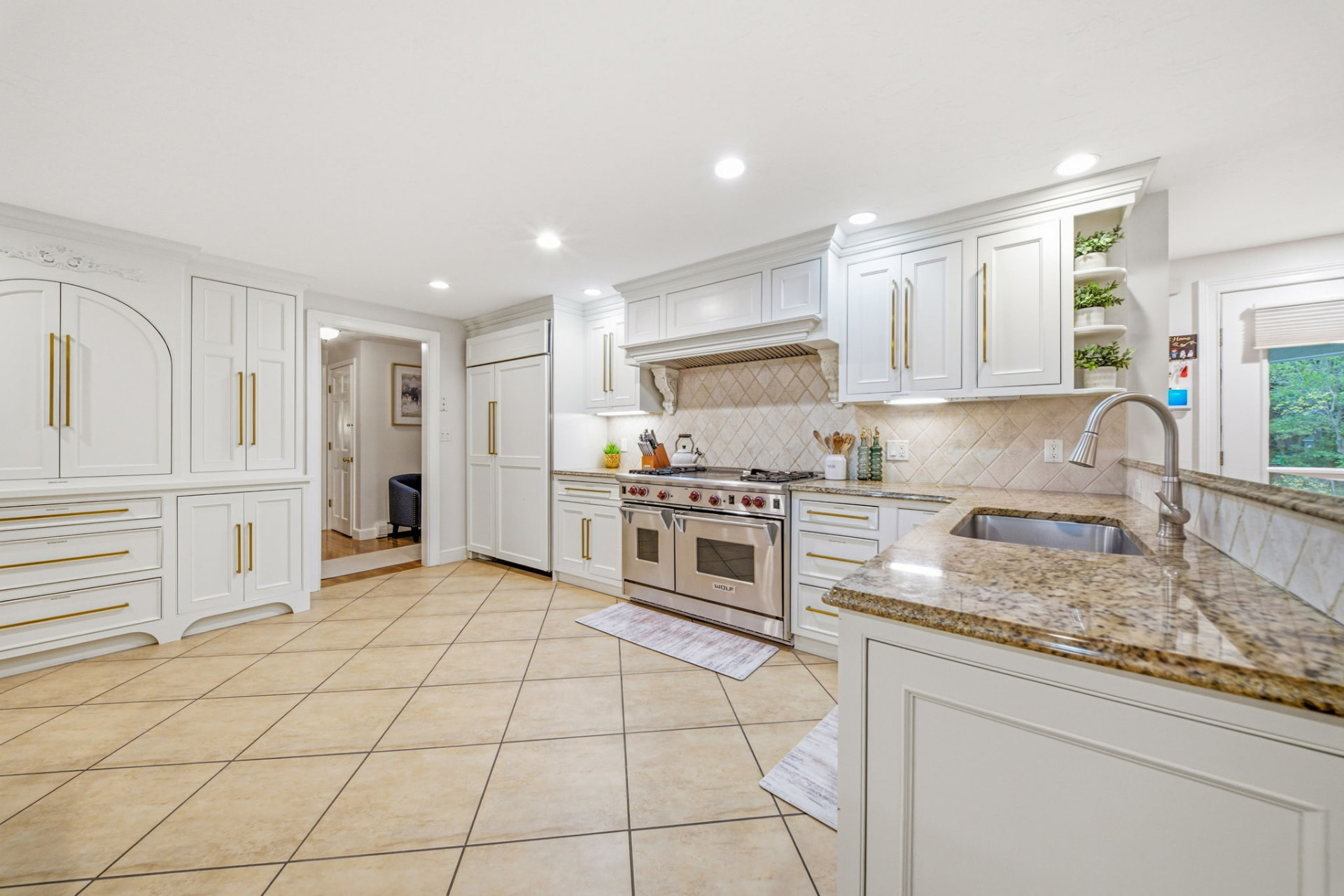 Chef's kitchen